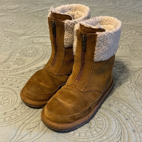 Koolaburra by UGG Zip-Up Boots - Girls size 2 - Picture 2 of 16